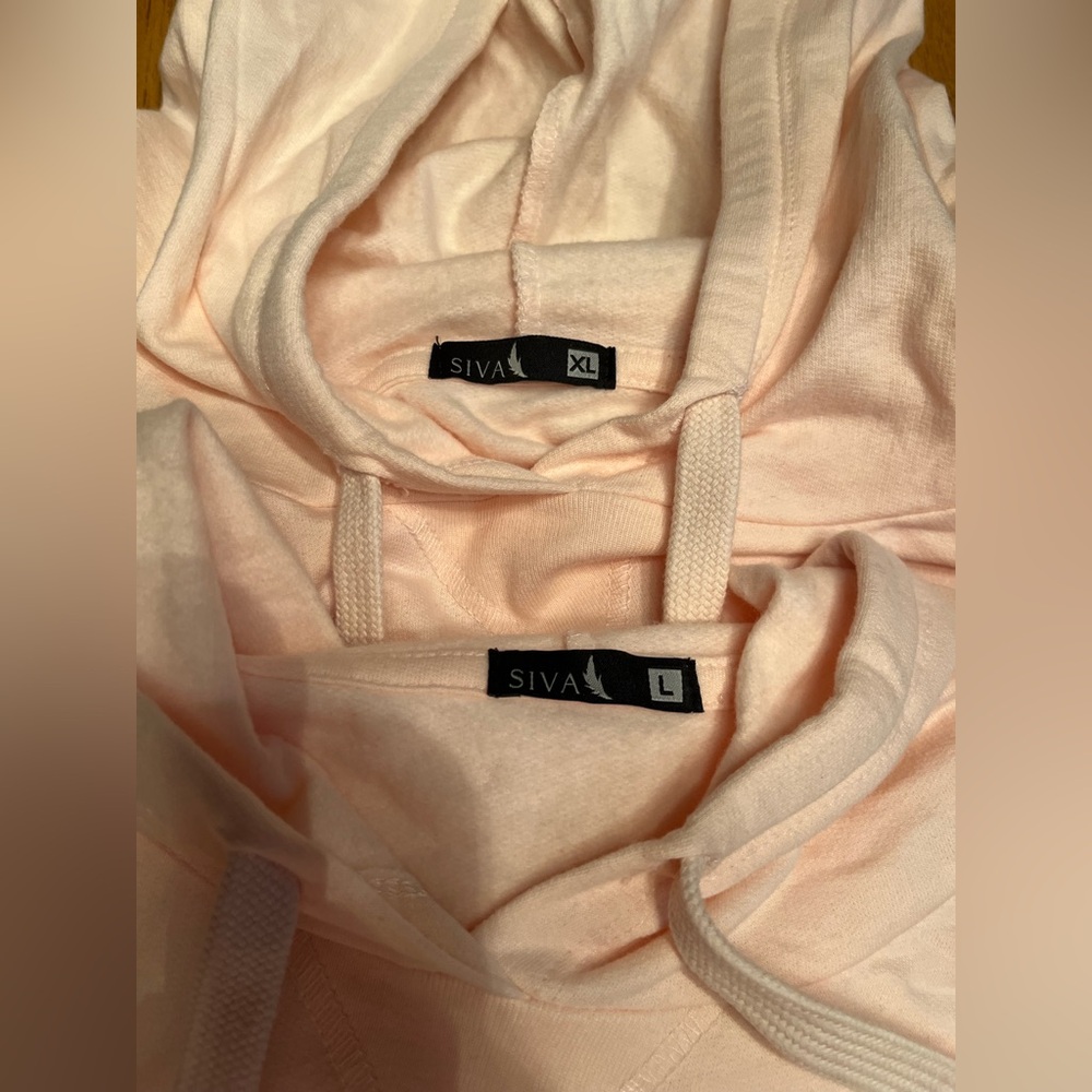 SIVA - Women's Light Pink cropped Hoodie Sweatshirt - (NWOT) - Picture 5 of 5